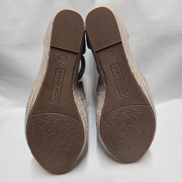 Kenneth Cole Gentle Souls Colleen Cross Elastic 9.5M